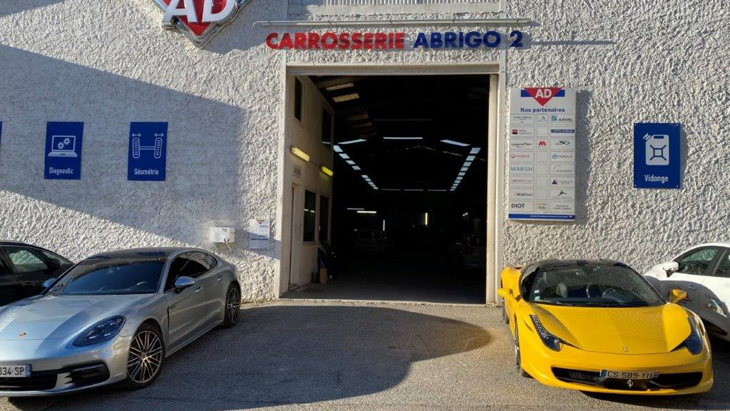 carrossiers spécialistes (vente et réparation) à Nice