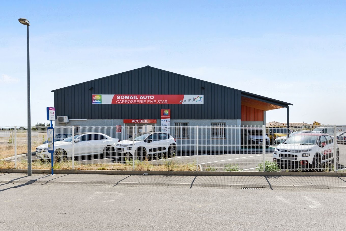 Atelier de carrosserie automobile à Argeliers